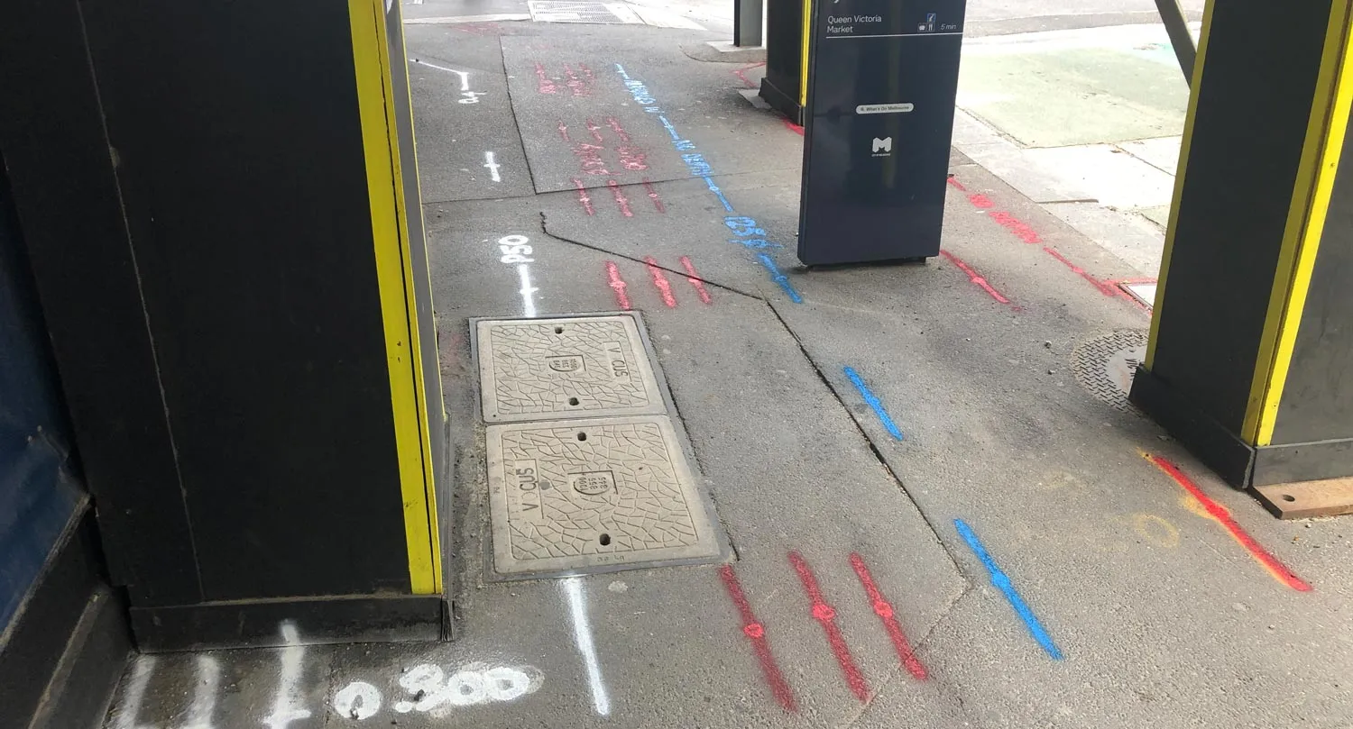 Locate marks traced between two service pits on a footpath